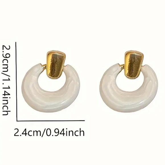 Stylish Chunky Enamel Drops 14K Plated Hollow Circular Pendant Vintage Earrings - Picture 5 of 8